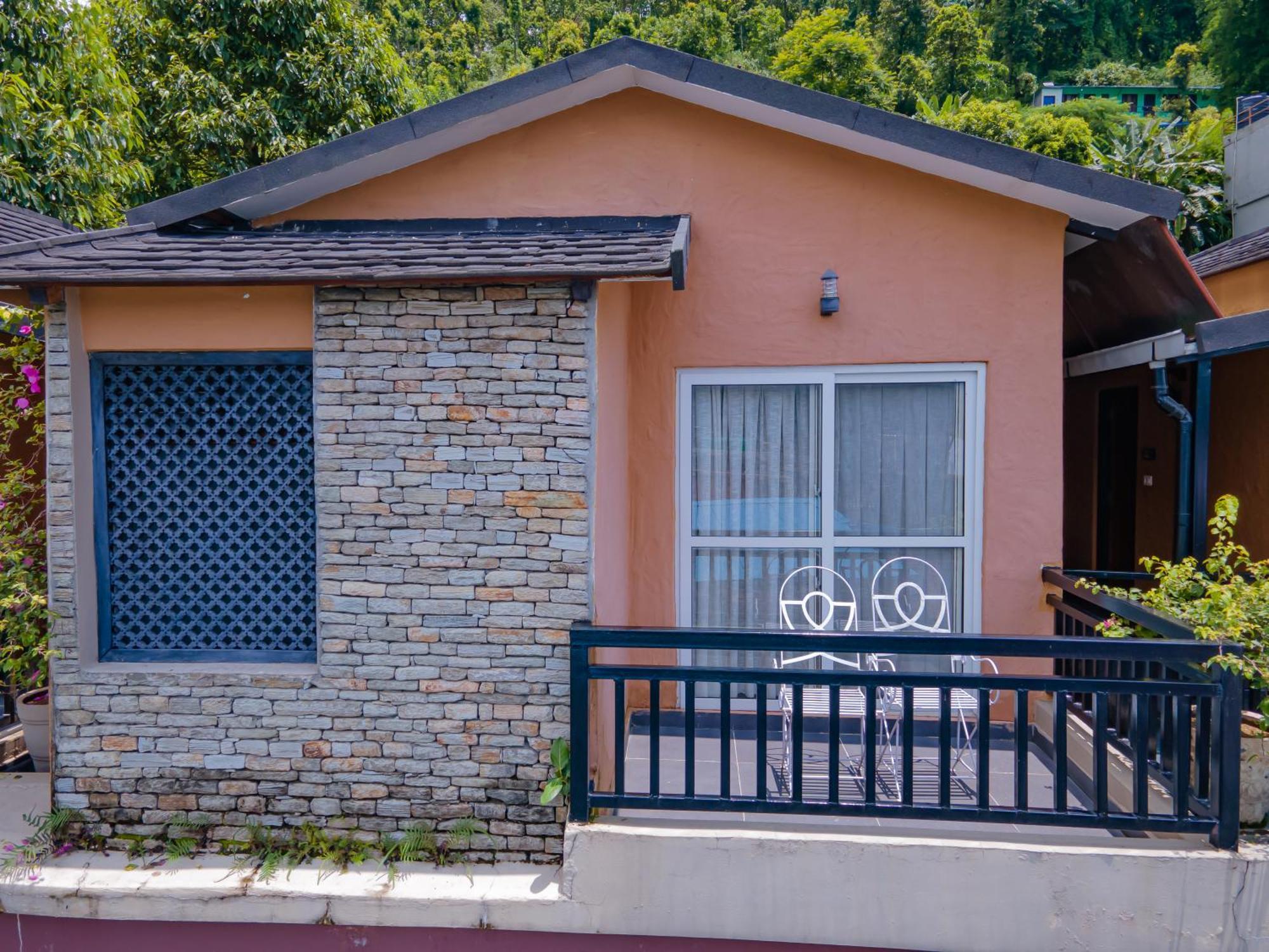 Pokhara Boutique Hotel Zewnętrze zdjęcie