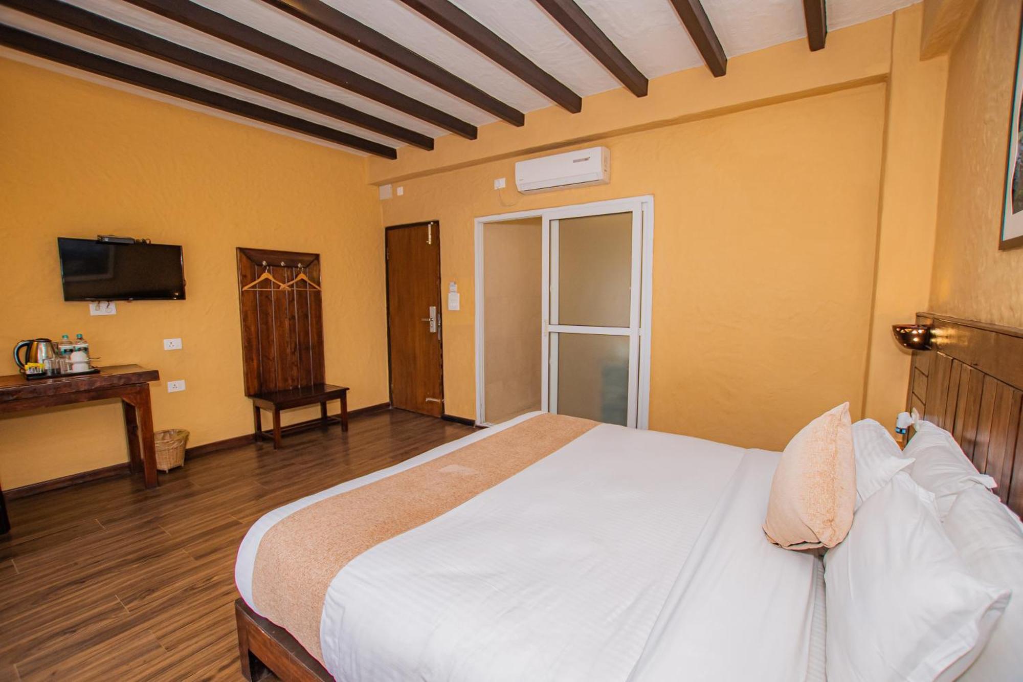 Pokhara Boutique Hotel Zewnętrze zdjęcie