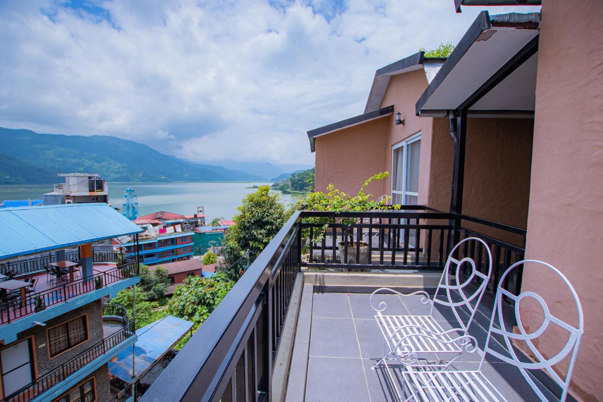 Pokhara Boutique Hotel Zewnętrze zdjęcie
