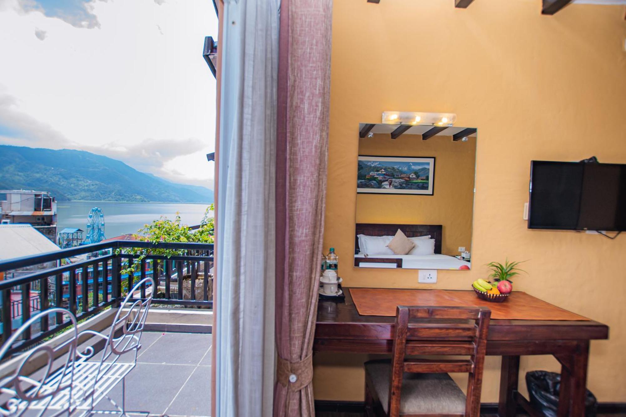 Pokhara Boutique Hotel Zewnętrze zdjęcie