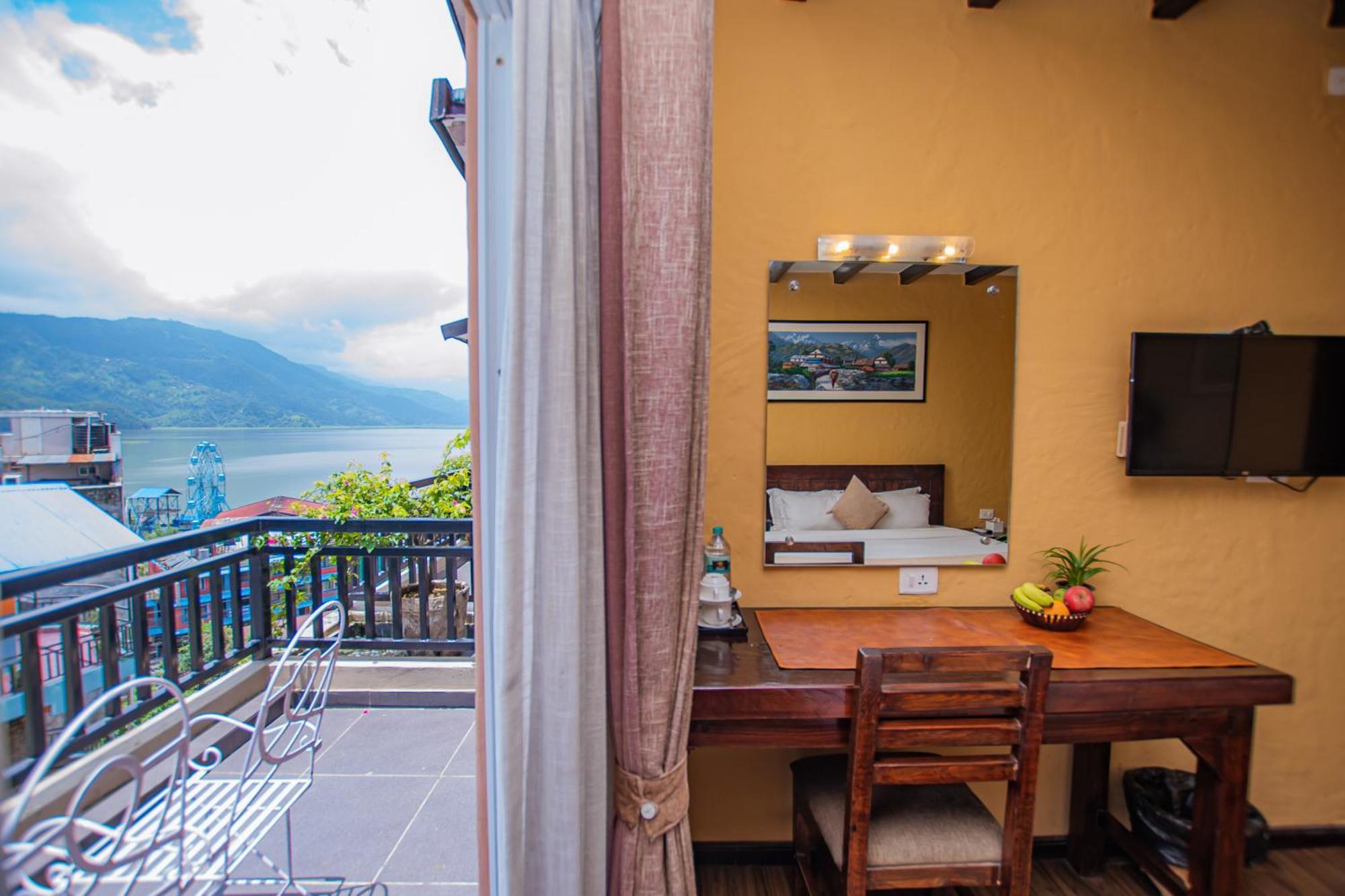 Pokhara Boutique Hotel Zewnętrze zdjęcie