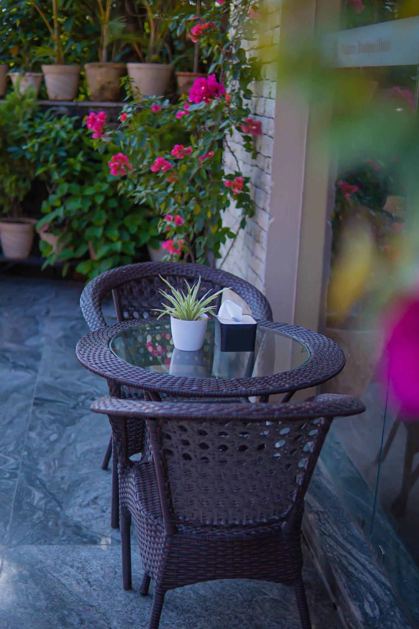 Pokhara Boutique Hotel Zewnętrze zdjęcie